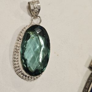 Artisan 925 Silver with Turquise Grren Color Glass Stone Pendant